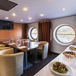 Rohan Boat 3* Prague
