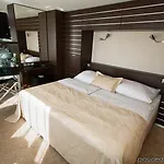 Rohan Boat 3*