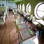 Rohan Boat 3*