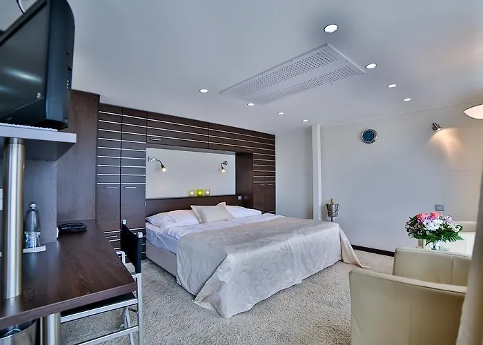 Rohan Boat Botel Praga