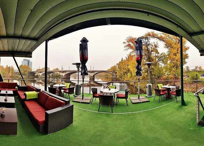 Rohan Boat 3* Praga